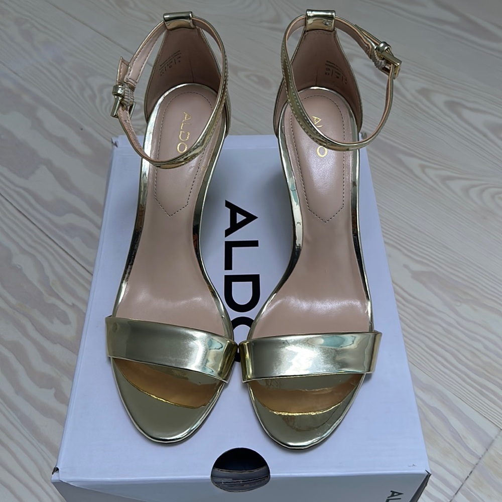 Worn once. Gold Cardross Aldo Sandal